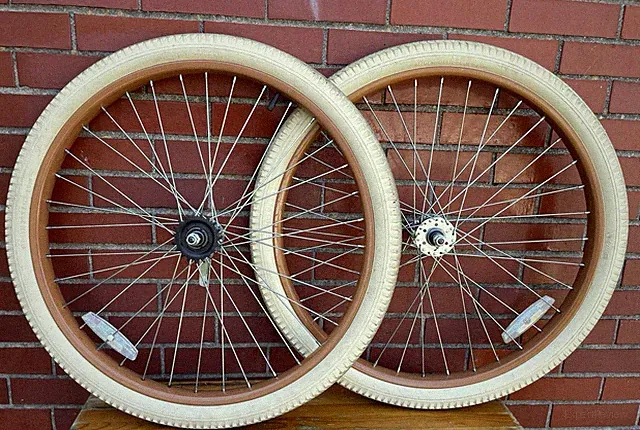 26" Beach Cruiser Brown Wheel Set C/B with 2.125" White Tires Bicycle #Y1