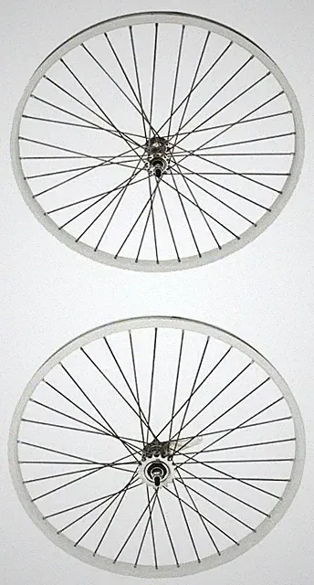ALTALINE 26" X 2.125 CRUISER FRONT OR COASTER WHEEL 36 SPOKE 12G 3/8 AXLE WHITE.