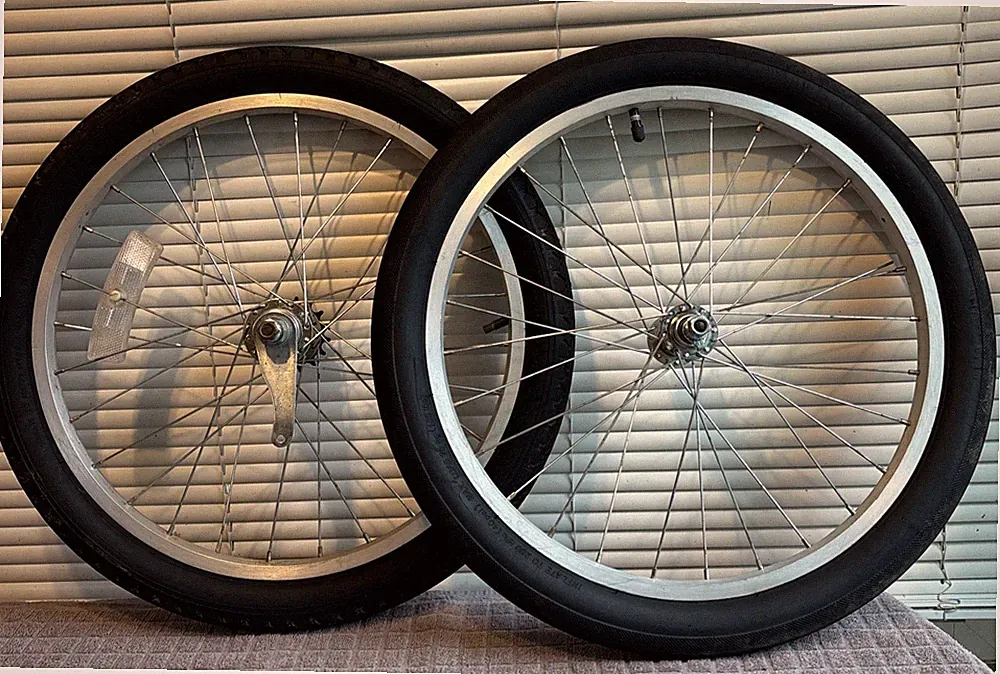 Bicycle 20” Alloy Wheel Set Single Speed Coaster Brake w Tires 2001 Muscle Bike