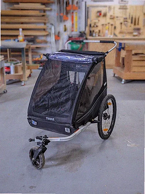 THULE COASTER XT - Dual Seat Bike Trailer